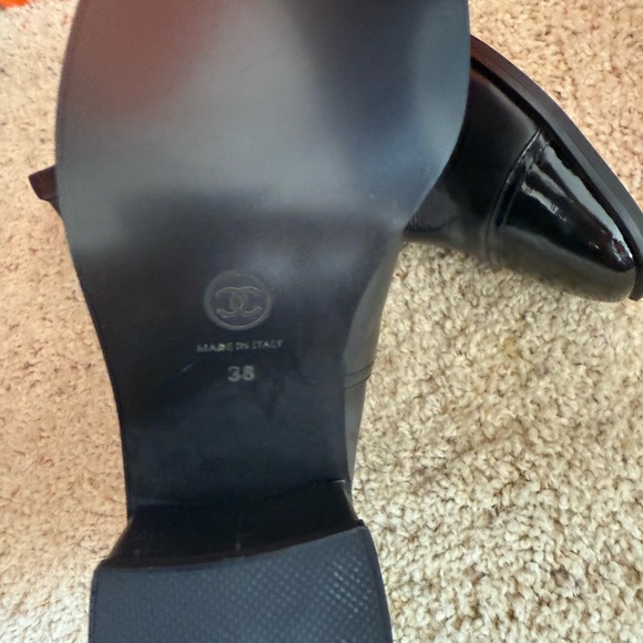 Black Leather Ankle Booties size 37 never worn sold as is - Picture 4 of 4